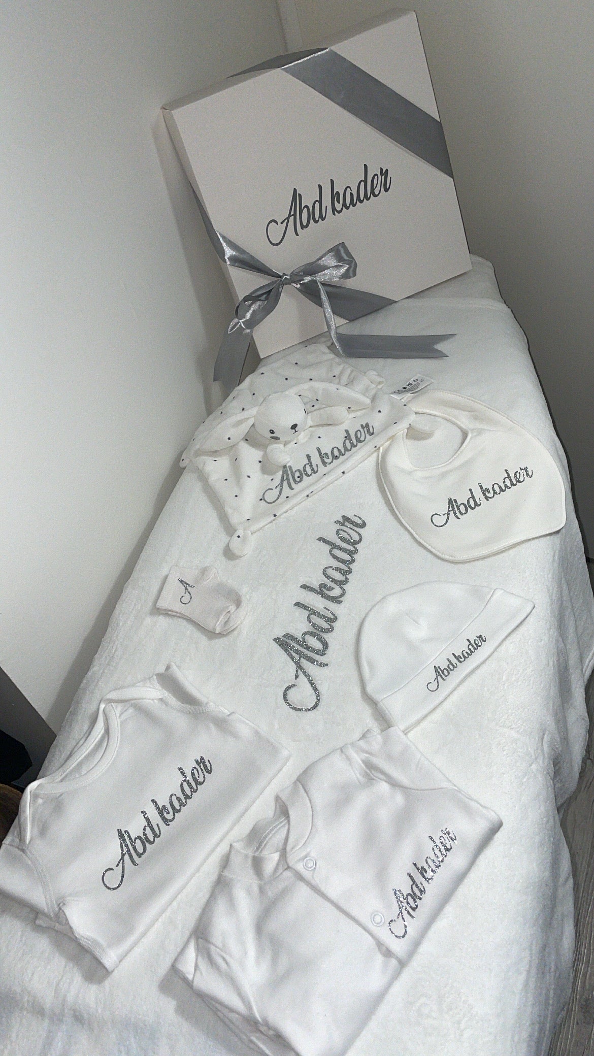 Coffret bébé en flocage