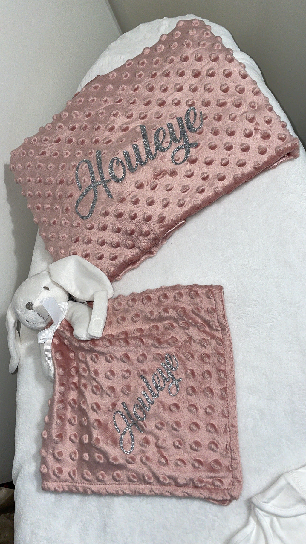 Doudou et couverture flocage