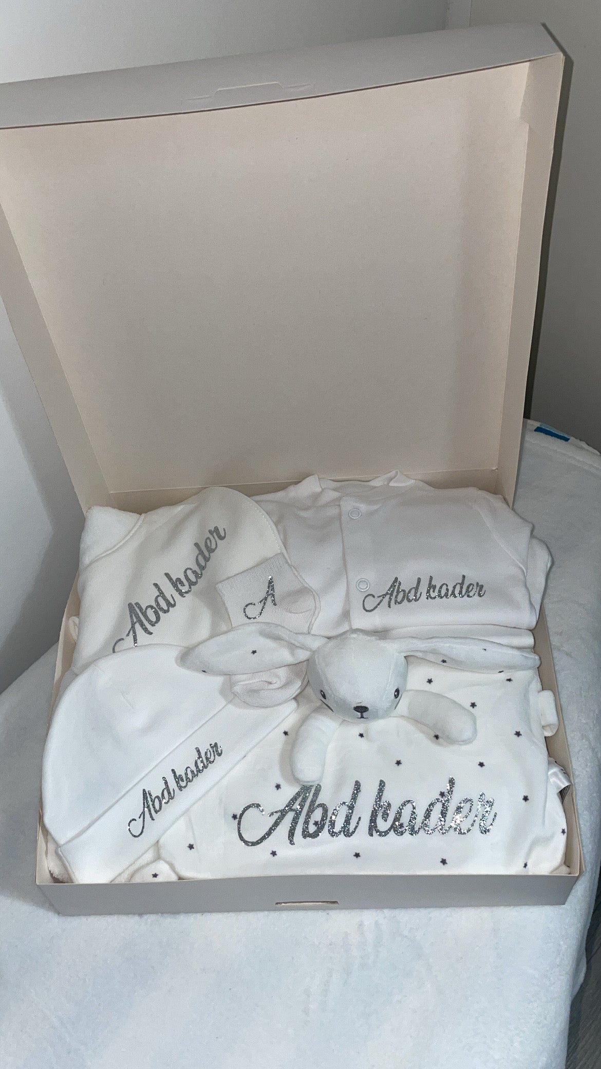 Coffret bébé en flocage