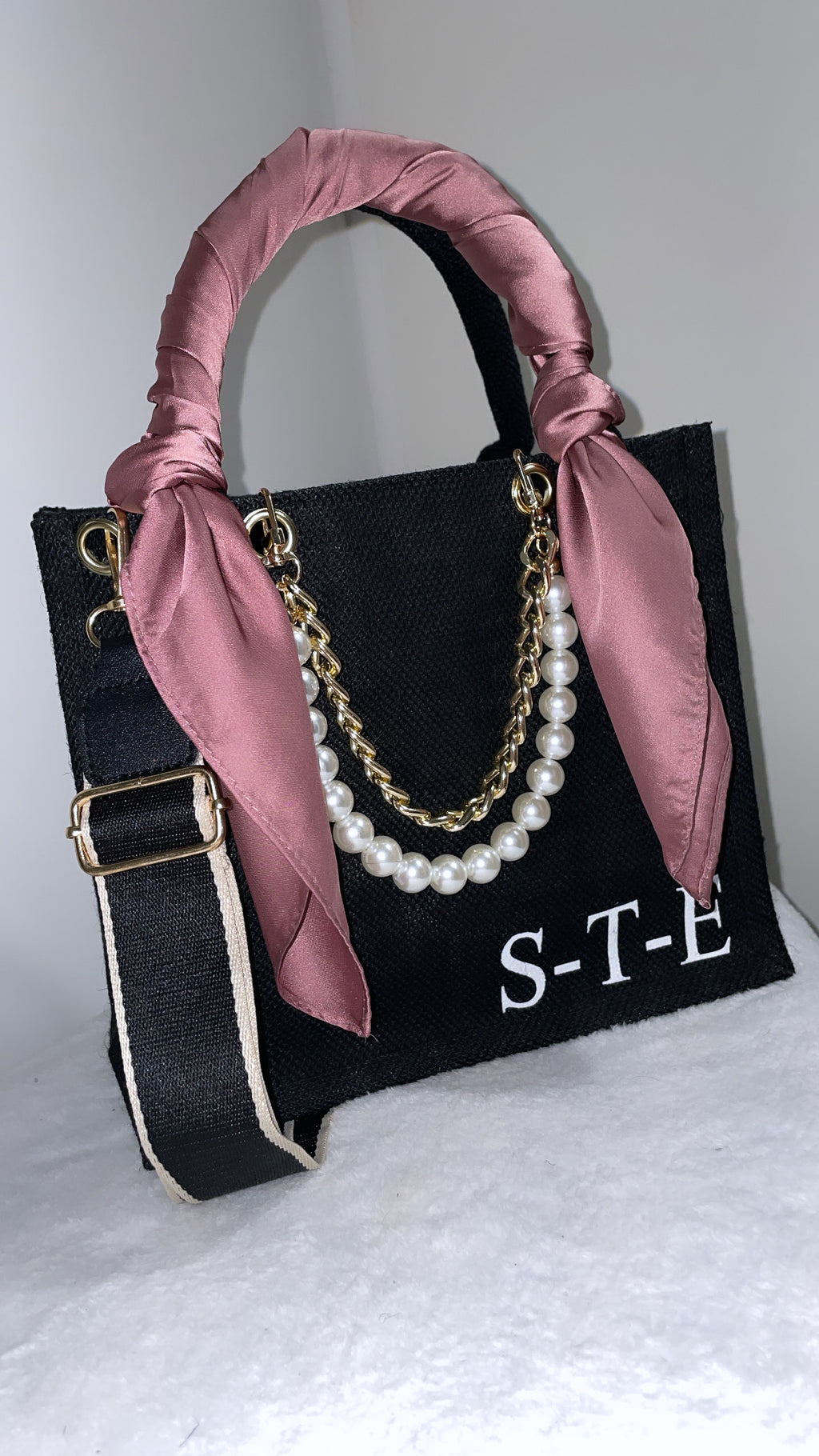 Sac en jute accesoirisé