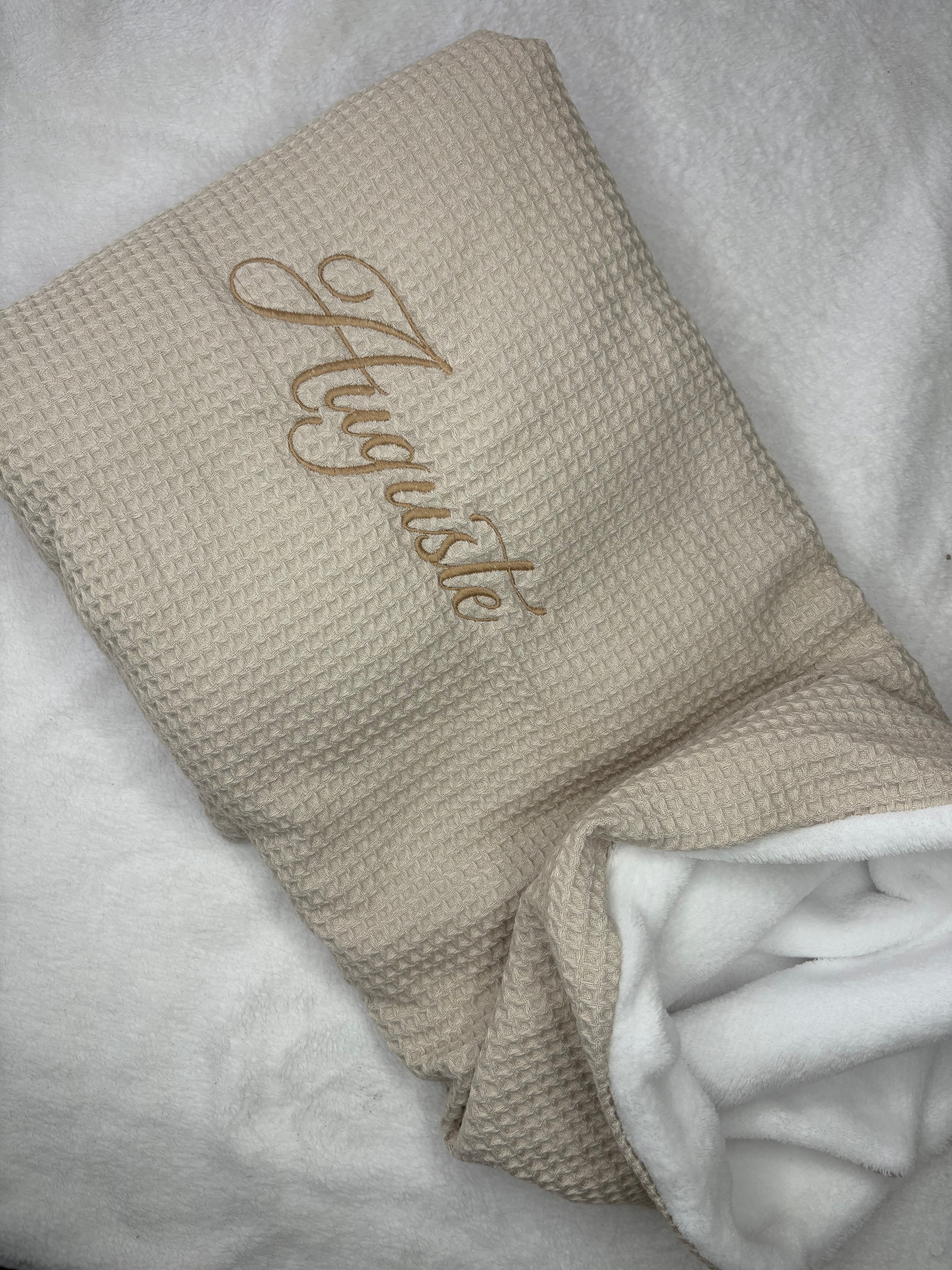 Couverture tissus cadrillage beige
