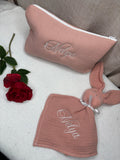Trousse et doudou