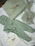 Coffret bébé brodé