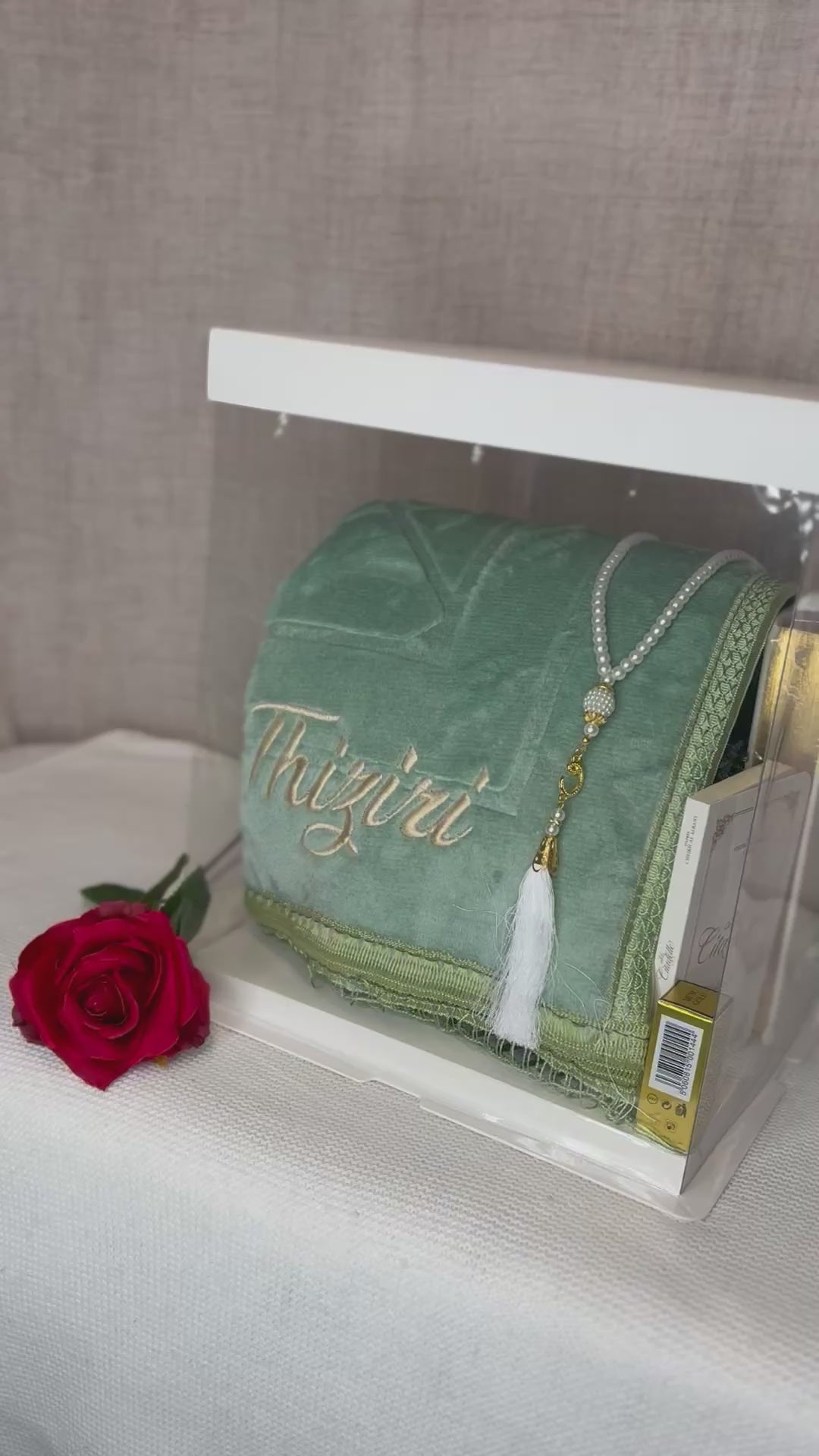 Coffret Coran vert brodé